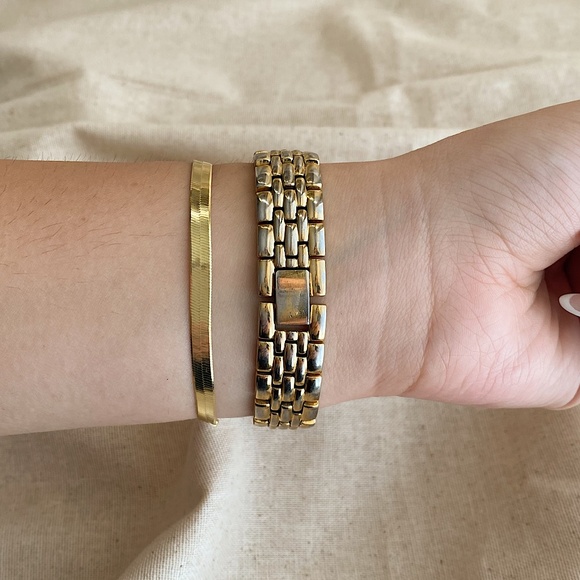 Minimalist Anne Klein Vintage 90's Gold Tone Date Dial - Picture 4 of 7